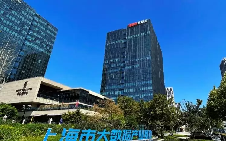 市北国际科创区“链式”发展AI产业生态，AI创新应用示范基地落址聚能湾