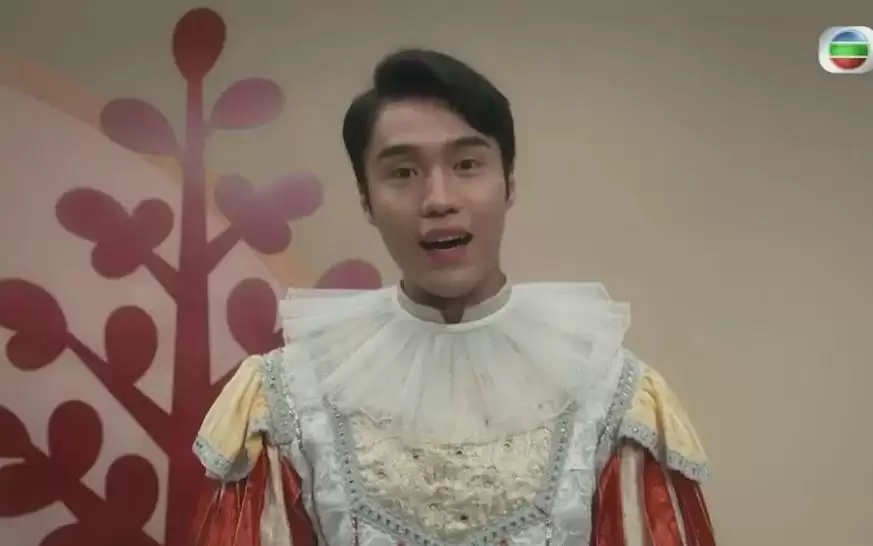 香港泰式按摩体验：丁子朗痛到惨叫，龚嘉欣被提醒护肝