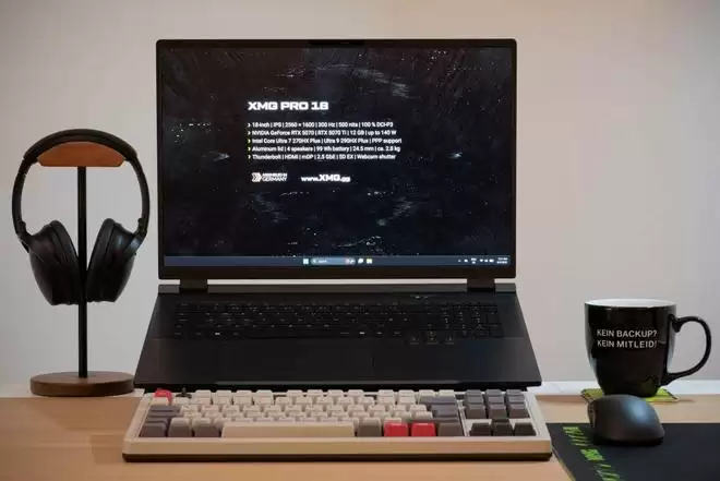 XMG PRO 18深度评测：15年首款18英寸旗舰笔记本